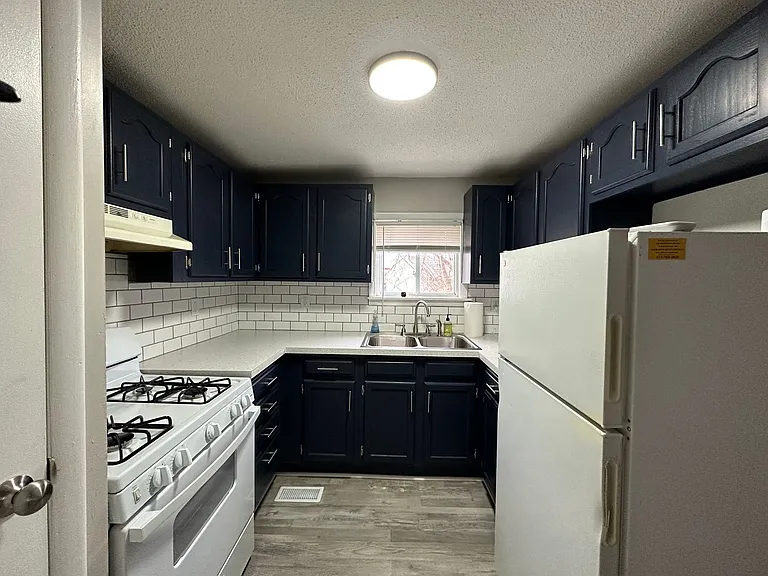 1815 E Ganson St — Photo 3