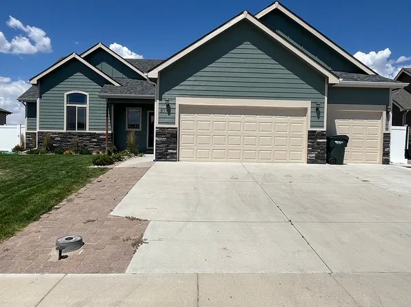 2010 Zuni Trl, Bar Nunn, WY 82601