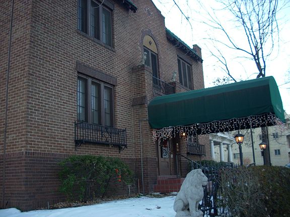 2nd image of 844 N Ogden St APT 20