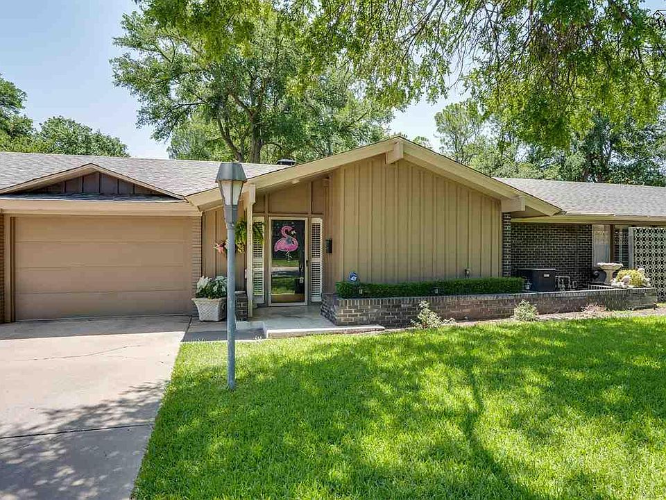 1st image of 2511 Beefeater Dr