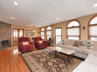 1580 Stevenson Rd, Hewlett, NY 11557