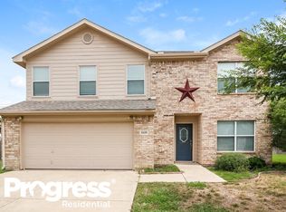 1620 Palomino Ln, Krum, TX 76249