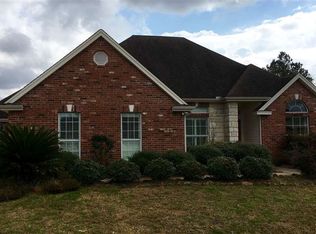 5725 Summerwood Ln, Lumberton, TX 77657