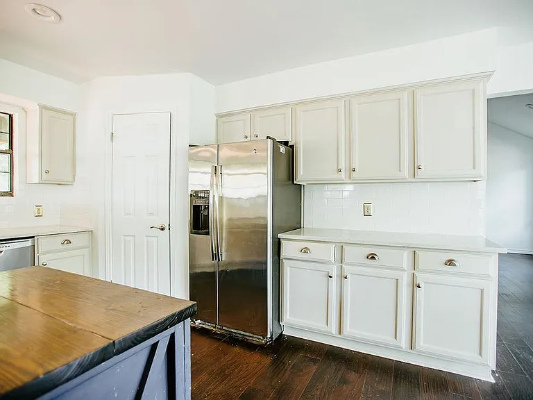 204 E Lakeshore Dr — Photo 10