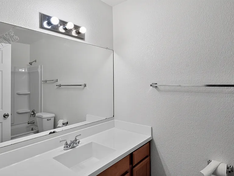 6255 E Ivy St — Photo 11