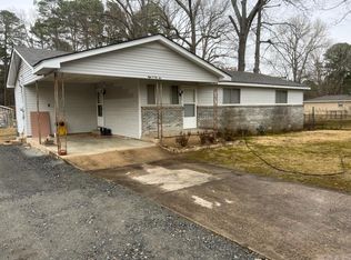 8016 Thompson Rd, Mabelvale, AR 72103