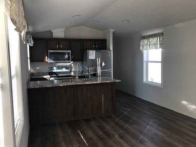 2nd image of 4 Marina Dr #4