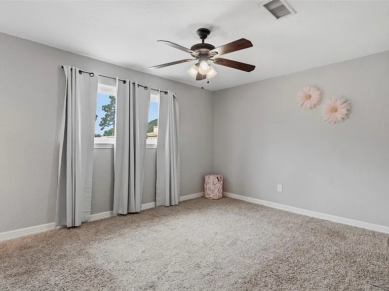 2938 Camelot Ln — Photo 24