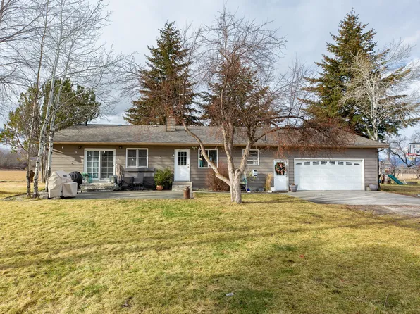 904 S Shoshone Loop, Hamilton, MT 59840