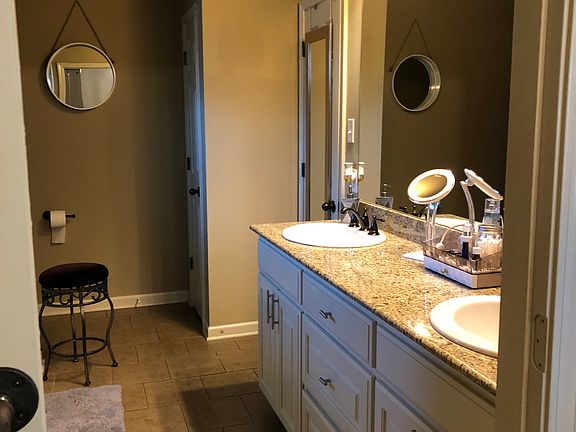 5th image of 16040 Weston Court Dr