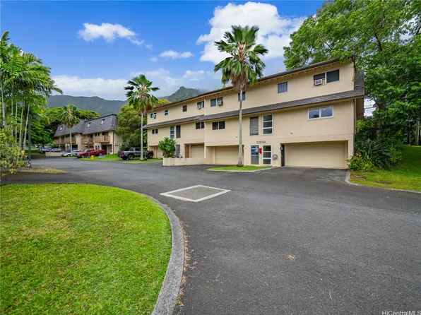 46-425 Kahuhipa St APT A, Kaneohe, HI 96744