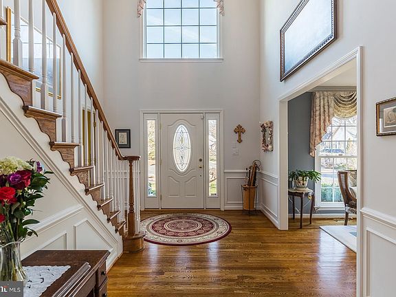 5th image of 11700 Alton Ct