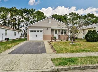 7 Davenport Rd W, Toms River, NJ 08757