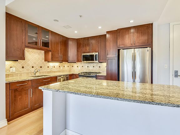 5th image of 8220 Crestwood Heights Dr APT 203