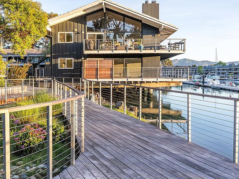 The Cove at Tiburon — Photo 30