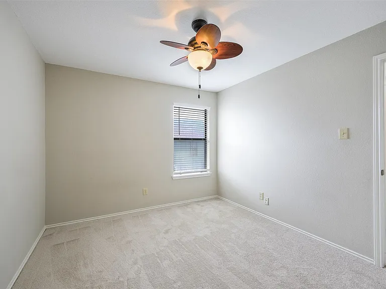 3404 Napolean Ct — Photo 11