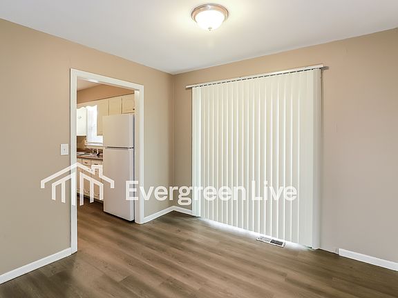 5th image of 600 E 91st St