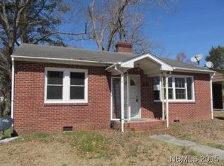 604 National Court Dr, New Bern, NC 28560
