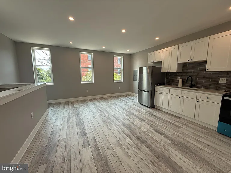 2623 Poplar St #2 — Photo 1