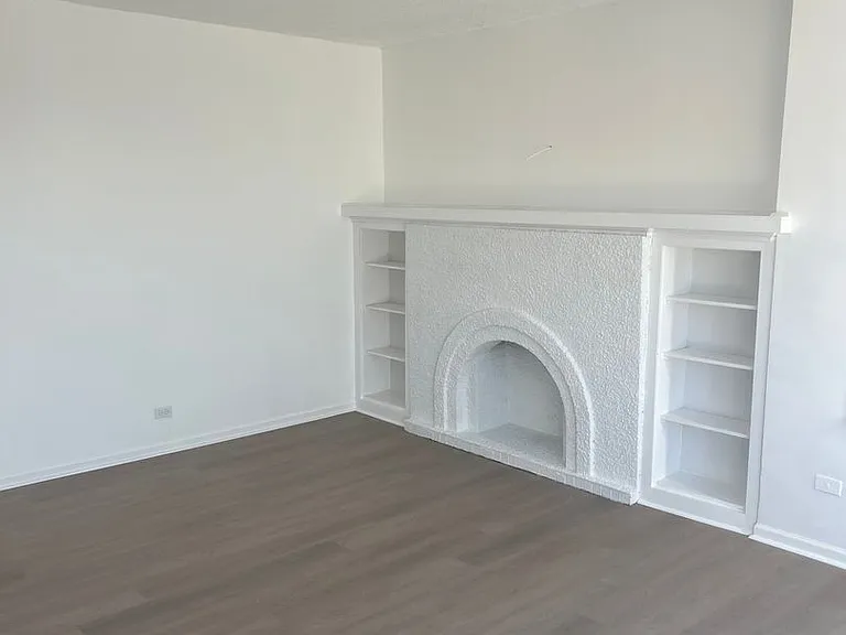 8445 S Ingleside Ave — Photo 15