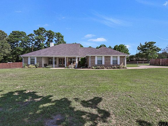 2nd image of 124 County Road 4925