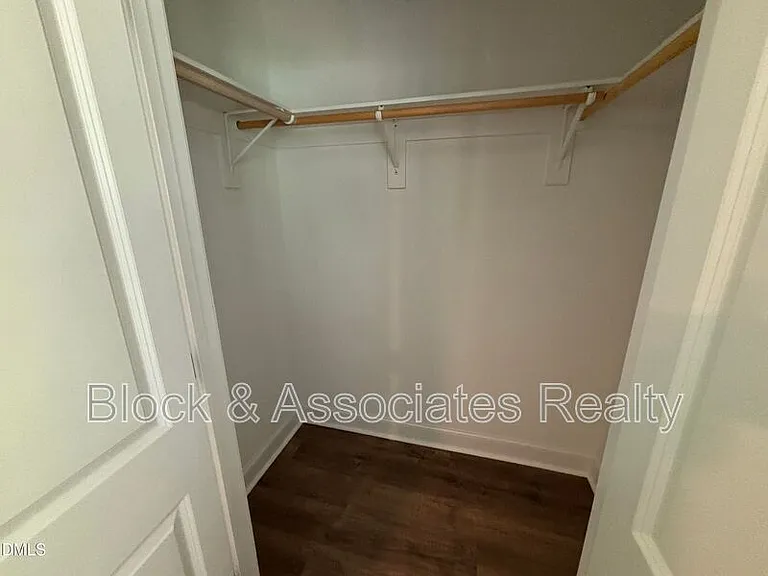 5710 Parker Pines Ct — Photo 44