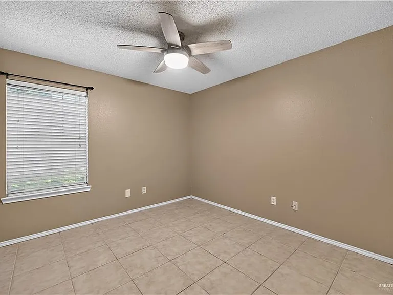 1912 Lark Ave — Photo 15