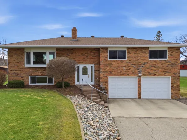 1021 Stony Brook Mnr, Fergus Falls, MN 56537