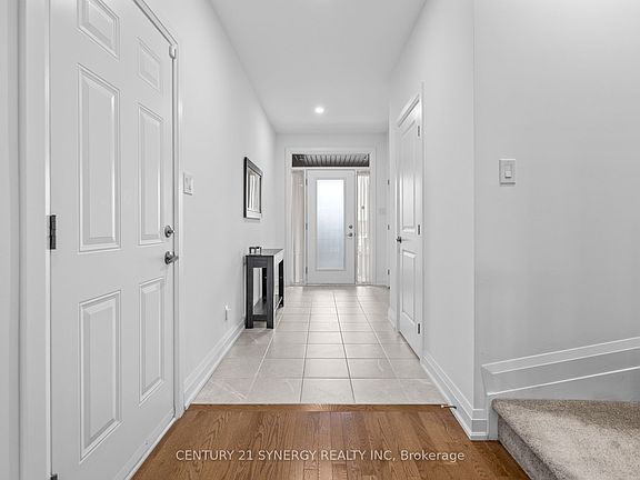 5th image of 463 Fernside St