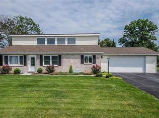 1204 Peffer Rd, Mechanicsburg, PA 17055
