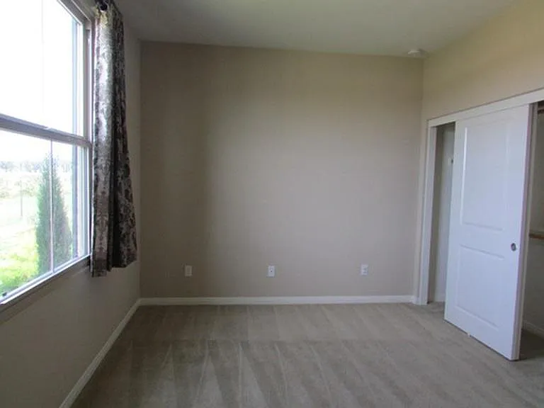 123 Thornhurst — Photo 15