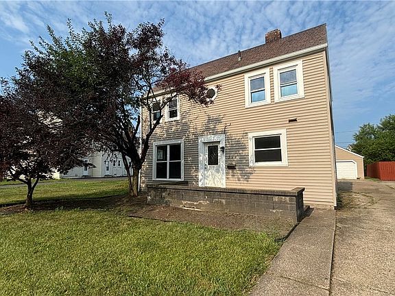 2nd image of 320 Augusta Ave