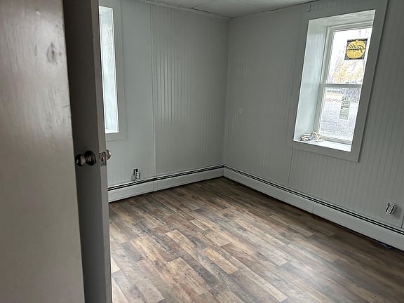 3rd image of 470 Main St #10