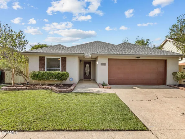 218 Cricklade Ct, Youngsville, LA 70592