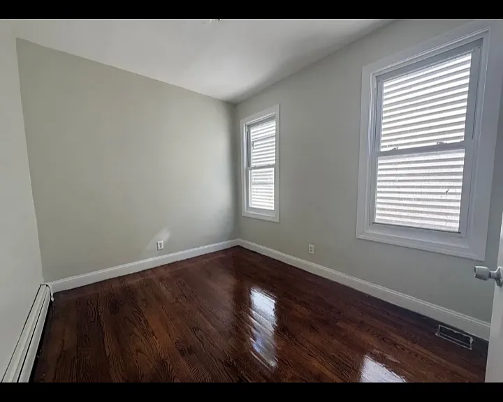 203 N 15th St #3L — Photo 6