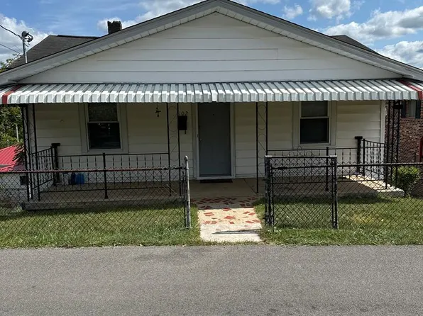 102 Hoover St, Beckley, WV 25801