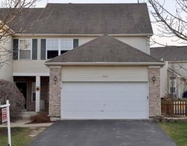 1065 Viewpoint Dr, Lake In The Hills, IL, 60156