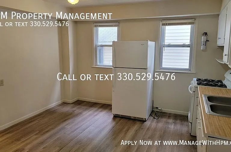 551 Allyn St #1 — Photo 3