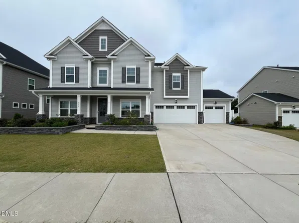 513 Acerno Dr, Fuquay Varina, NC 27526