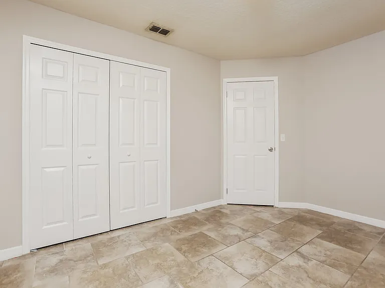 2523 Dovetail Dr — Photo 12