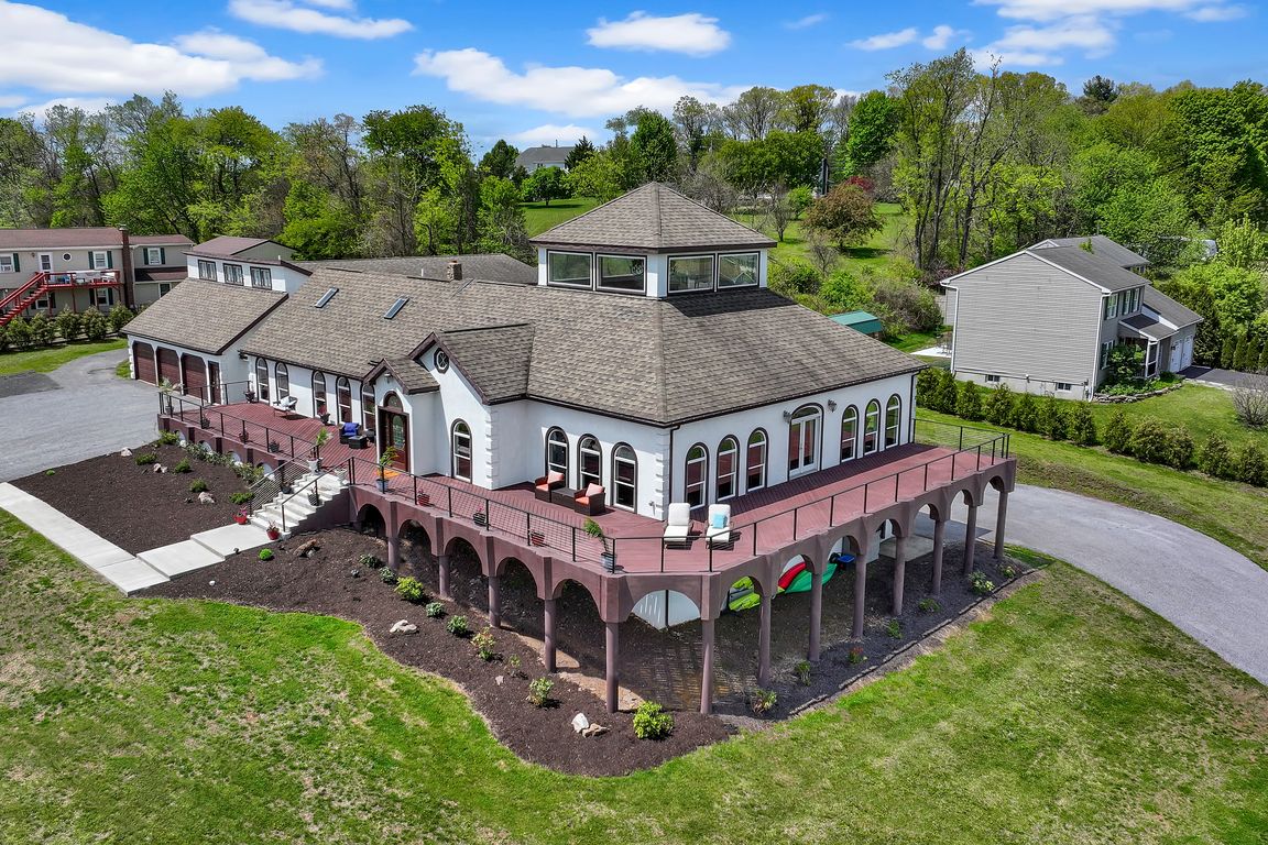 01-Front Aerial