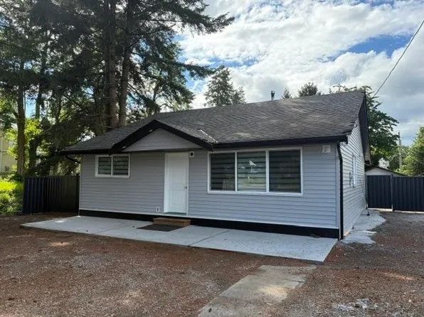 20309 Lorne Ave, Maple Ridge, BC V2X 1G2