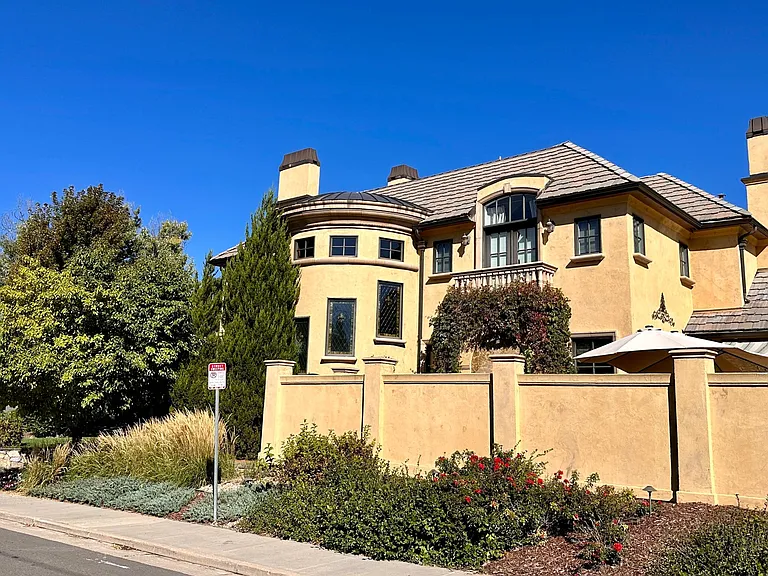 1601 S Fillmore St — Photo 16
