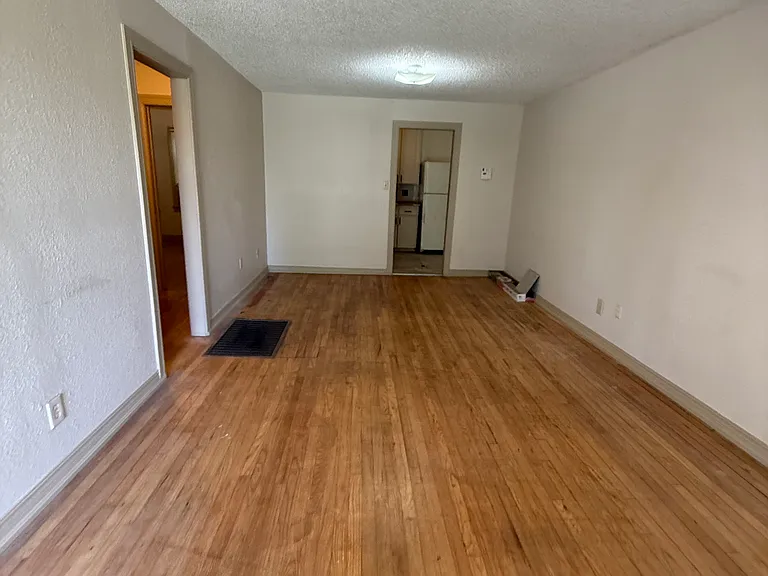3108 Cashion Pl — Photo 26