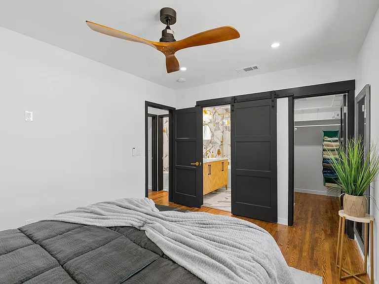 401 Rancho Dr — Photo 10