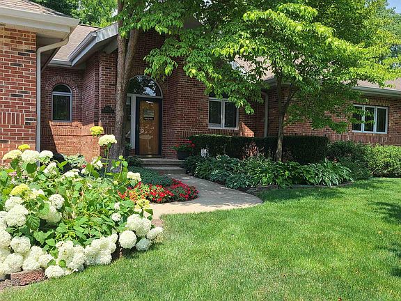 5th image of 3624 Sunnyview Dr