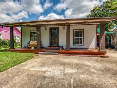 2435 Sharon St, Dallas, TX, 75211