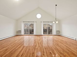 10 Pennyfield Ave APT 5C, Bronx, NY 10465