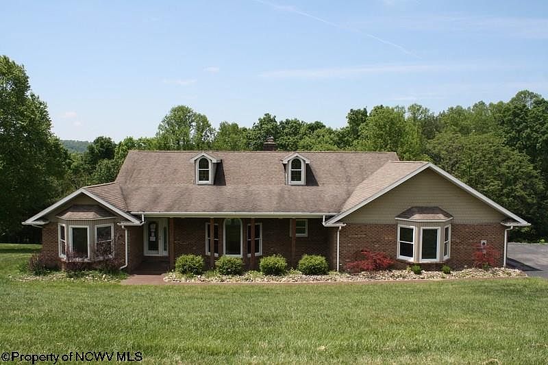 7320 Scottsdale Rd, Fairmont, WV 26554 Zillow