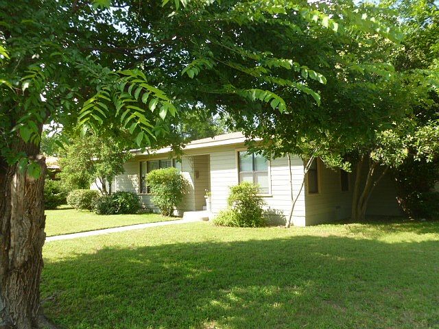 1st image of 2114 Southside Dr